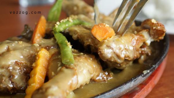 Sizzling Garlic Mushroom Chicken