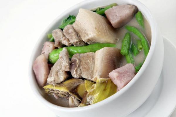 Sinigang Na Pork Spareribs Sa Bayabas