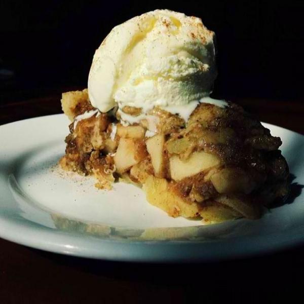 Apple Pie A La Mode