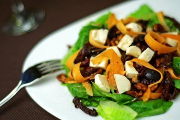 Roman Nut Salad