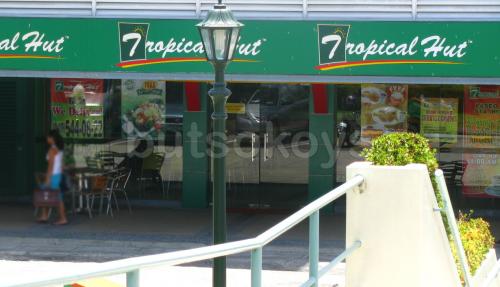 Tropical Hut Hamburger