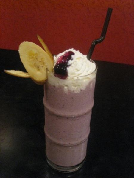 Blueberry Banana Shake 
