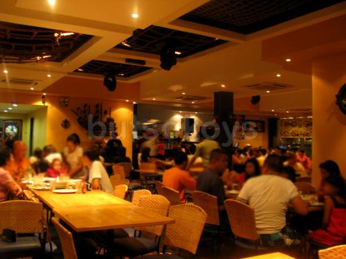 Giligan's Island Restaurant and Bar
