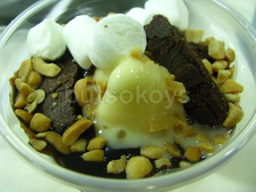Rocky Road Sundae