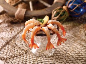 traditional shrimp cocktail