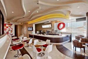 red mango cebu counter