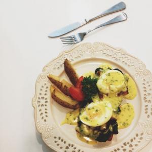 Eggs Benedict