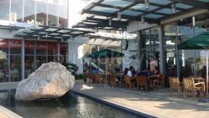 rock-starbucks-nuvali.JPG