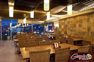 mop12 dining area