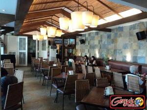 ayala08 interior