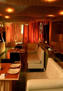 dining area 2