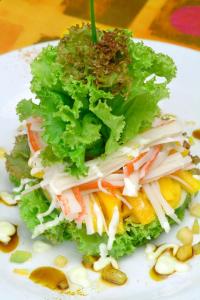 Crab and Mango Salad