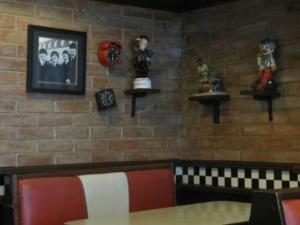 Bigg's Iriga Camarines Sur- Interior