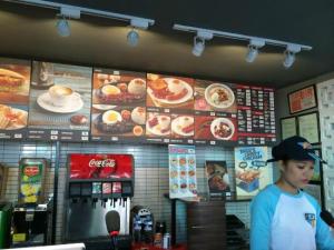 Bigg's Legaspi City Pacific Mall- Interior counter