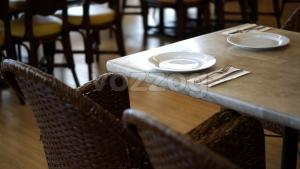 dining utensils