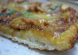 Chicken Barbecue Doughy Pizza