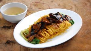 tasty food with 3 Kinds Of Mushroom
