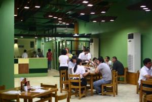 dining area left view