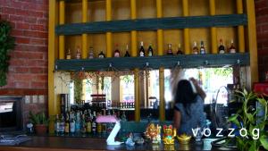 bar