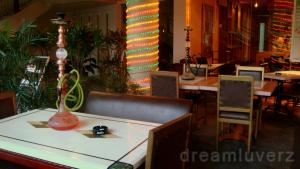 hookah at boolywood