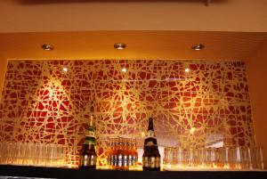 bar