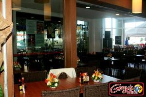ermita07 dining table