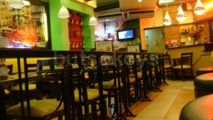 carlos-pizza-chairs-moa.JPG