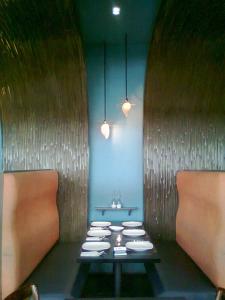 mesa dining table
