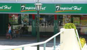 tropical-hut-paseo de sta rosa