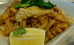 pad thai chicken