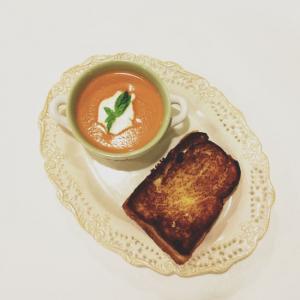 Grilled Cheese & Tomato Soup