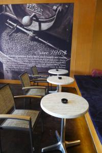 dining set
