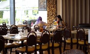 uncle cheffy interior