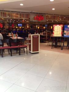 Chili's Megamall Exterior