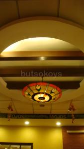 shakeys-ceiling
