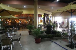 dining outdoor
