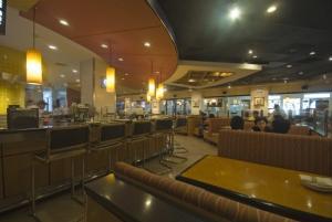 dining area right