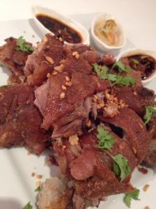 Crispy Pata