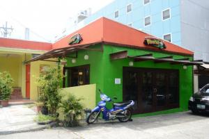 bldg facade
