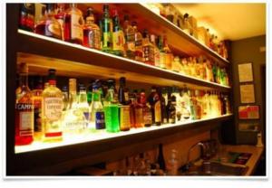 taverna counter bar