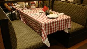 table and chairs
