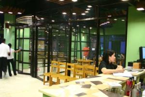 dining area at right view